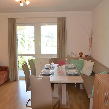 Apartment Ferienhauser Troster *