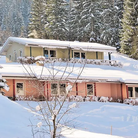 Apartment Tröster *