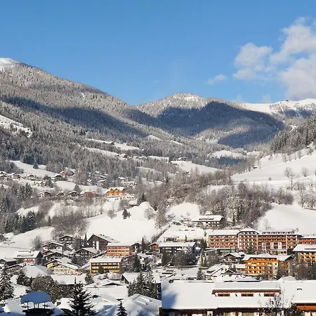 Ferienhaeuser Troester *