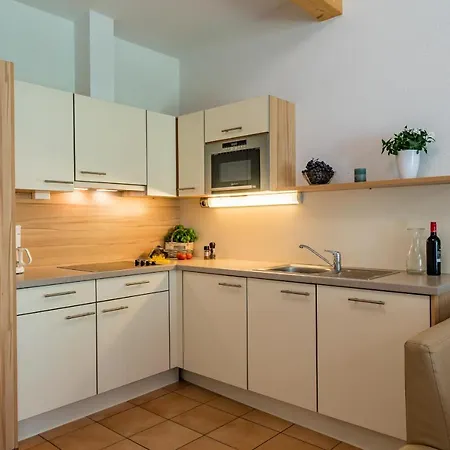 Appartamento Ferienhaeuser Troester Bad Kleinkirchheim