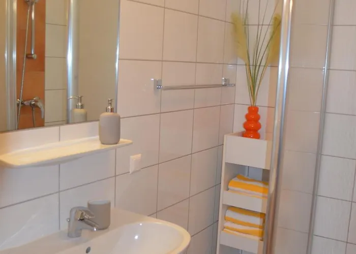 Ferienhaeuser Troester * Bad Kleinkirchheim